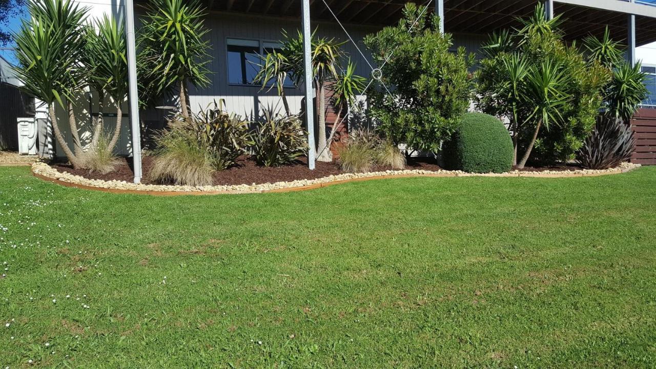Saltwater Breeze Retreat Villa Cowes Bagian luar foto